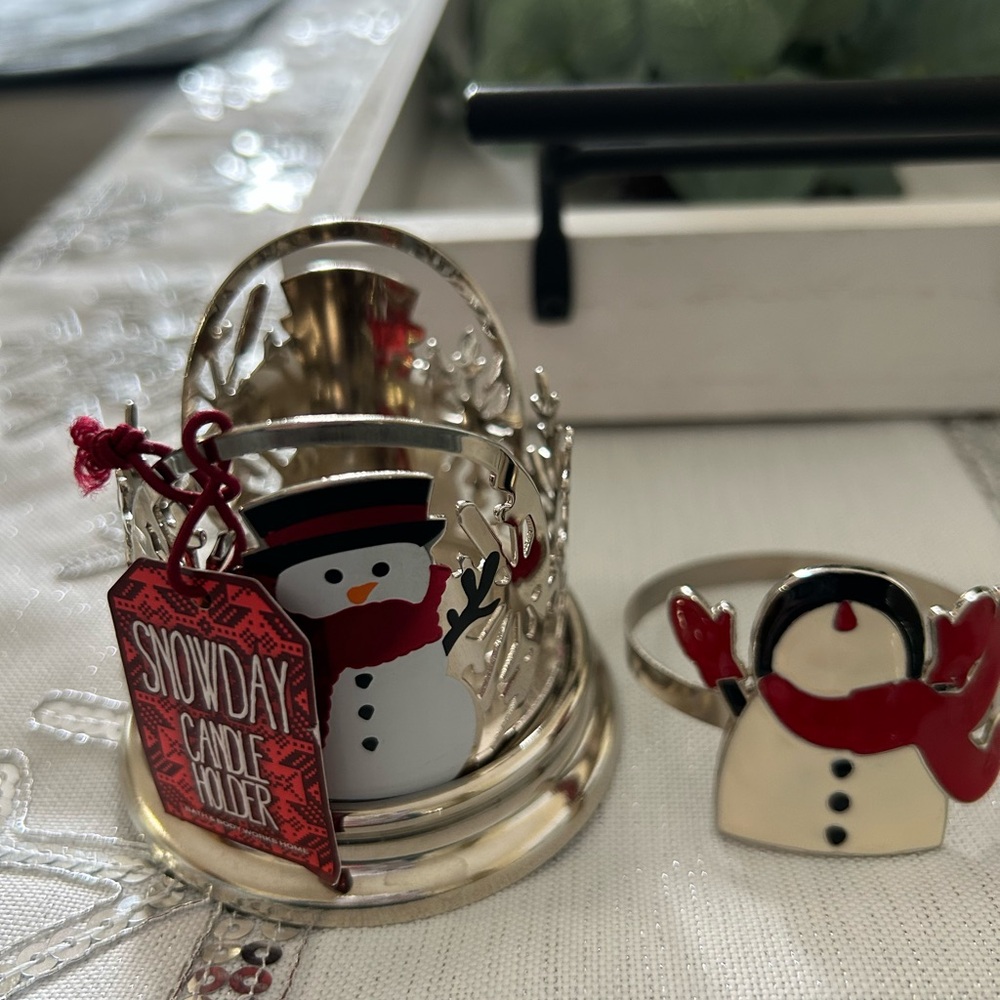 Bath and body works Snoman small candle holder and ring.